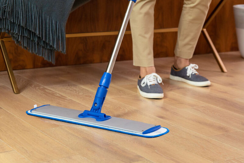 36" Heavy Duty Microfiber Mop Frame - Image 3